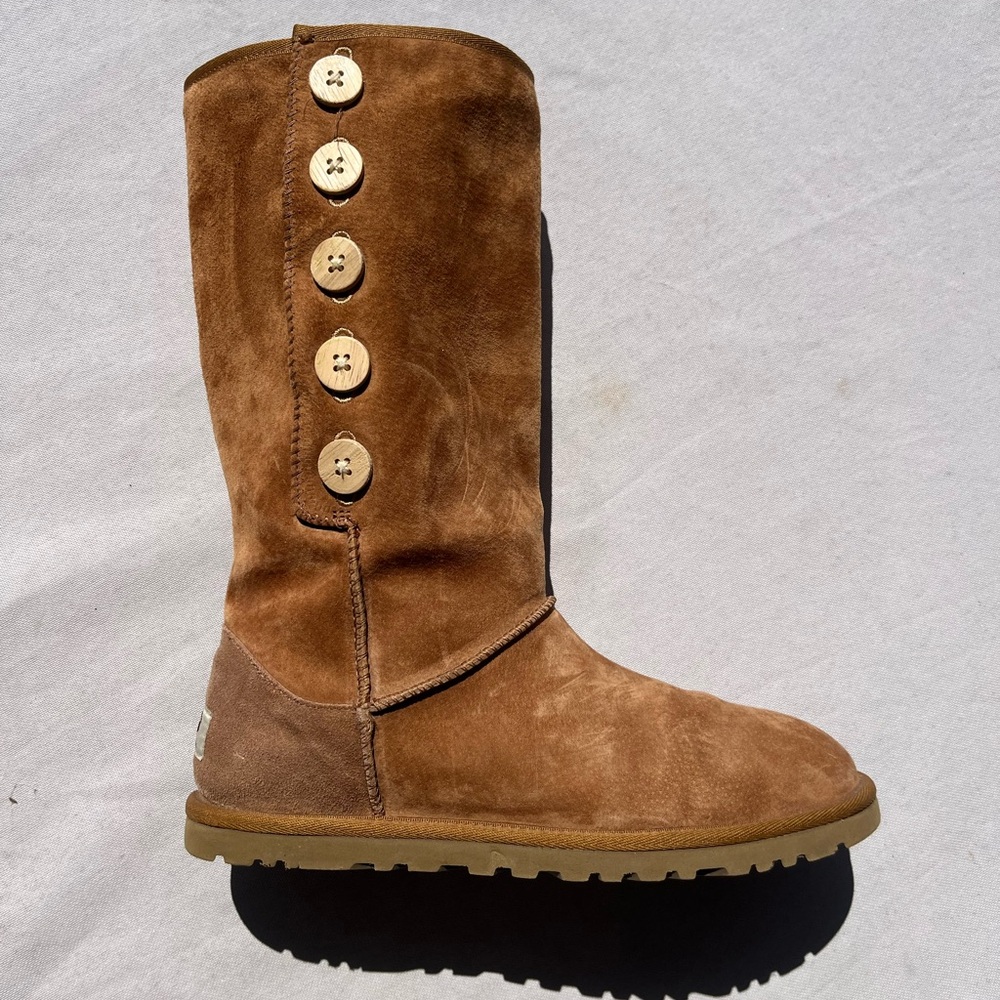 Lightweight Ugg Boots - image 4